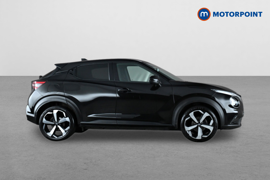 Nissan Juke Tekna Manual Petrol SUV - Stock Number (1651423) - Drivers side
