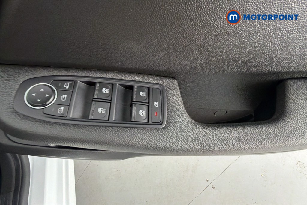 Renault Clio Evolution Automatic Petrol-Electric Hybrid Hatchback - Stock Number (1651518) - 20th supplementary image