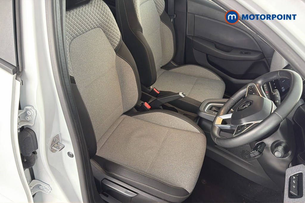 Renault Clio Evolution Automatic Petrol-Electric Hybrid Hatchback - Stock Number (1651518) - 22nd supplementary image