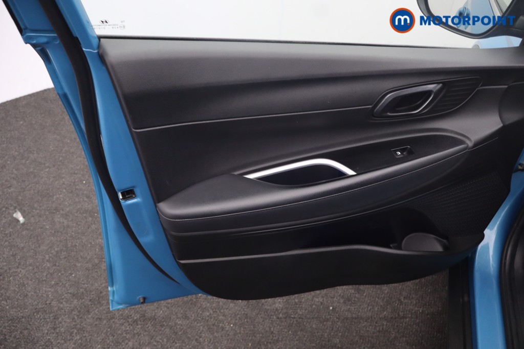 Hyundai Bayon Premium Automatic Petrol SUV - Stock Number (1652104) - 22nd supplementary image