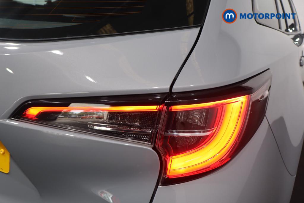 Toyota Corolla Icon Tech Automatic Petrol-Electric Hybrid Estate - Stock Number (1652288) - 13th supplementary image