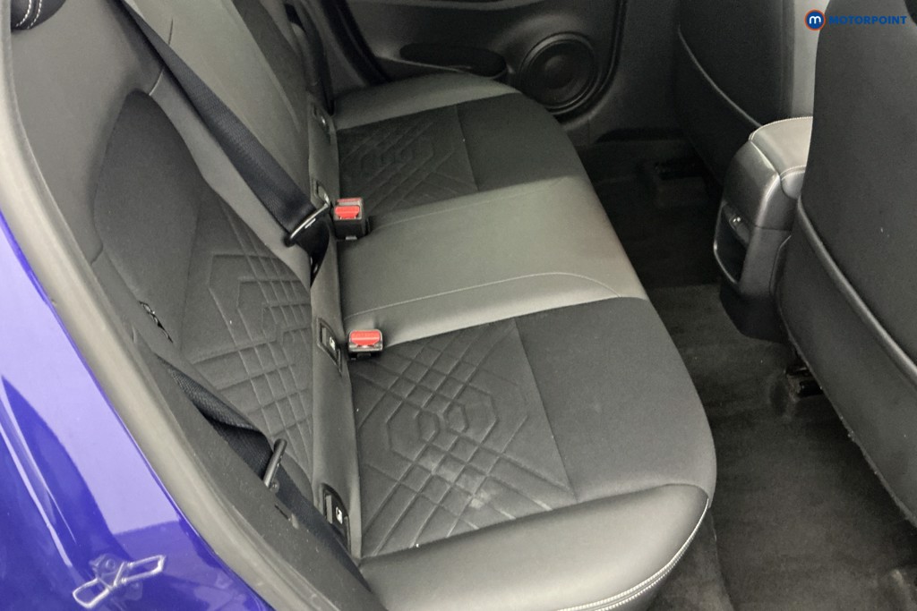 Nissan Juke Tekna Automatic Petrol SUV - Stock Number (1652378) - 4th supplementary image