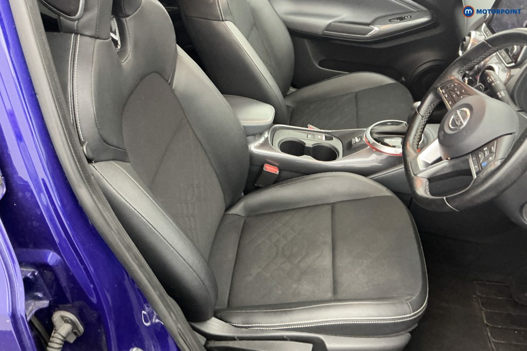 Nissan Juke Tekna Automatic Petrol SUV - Stock Number (1652378) - 5th supplementary image