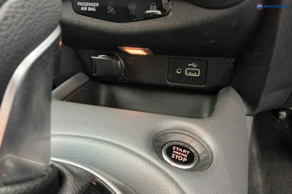 Nissan Juke Tekna Automatic Petrol SUV - Stock Number (1652378) - 16th supplementary image