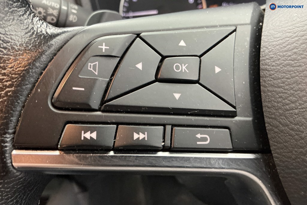 Nissan Juke Tekna Automatic Petrol SUV - Stock Number (1652378) - 20th supplementary image