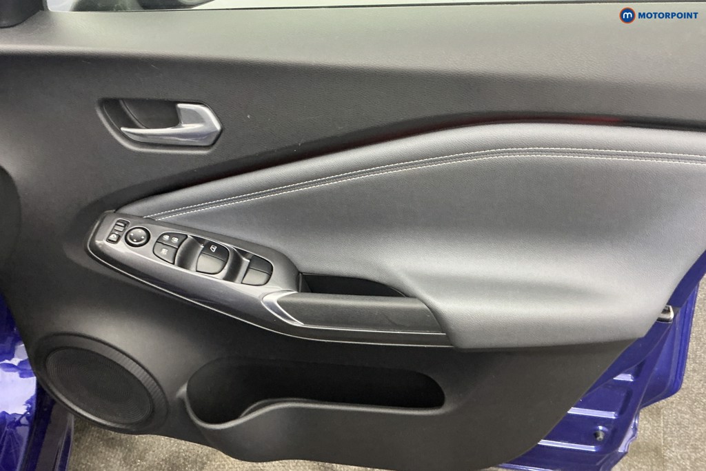 Nissan Juke Tekna Automatic Petrol SUV - Stock Number (1652378) - 23rd supplementary image