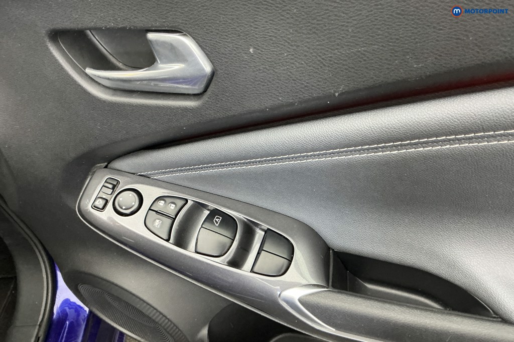 Nissan Juke Tekna Automatic Petrol SUV - Stock Number (1652378) - 24th supplementary image