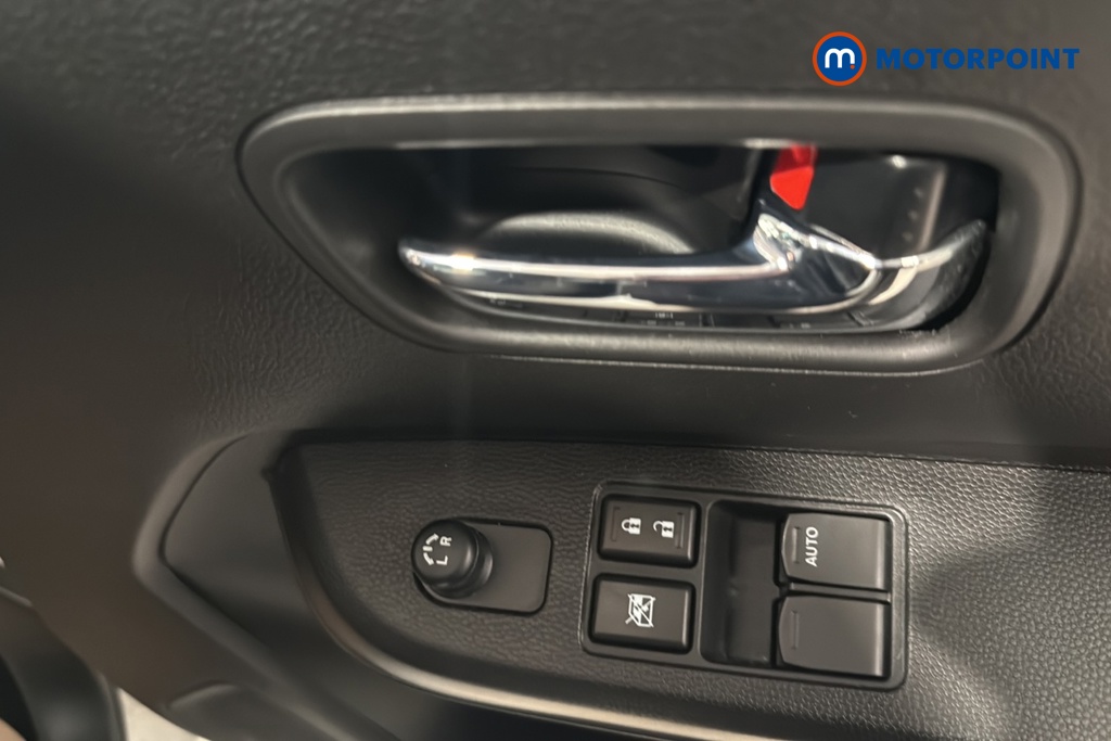 Suzuki Ignis Sz-T Manual Petrol SUV - Stock Number (1653123) - 19th supplementary image