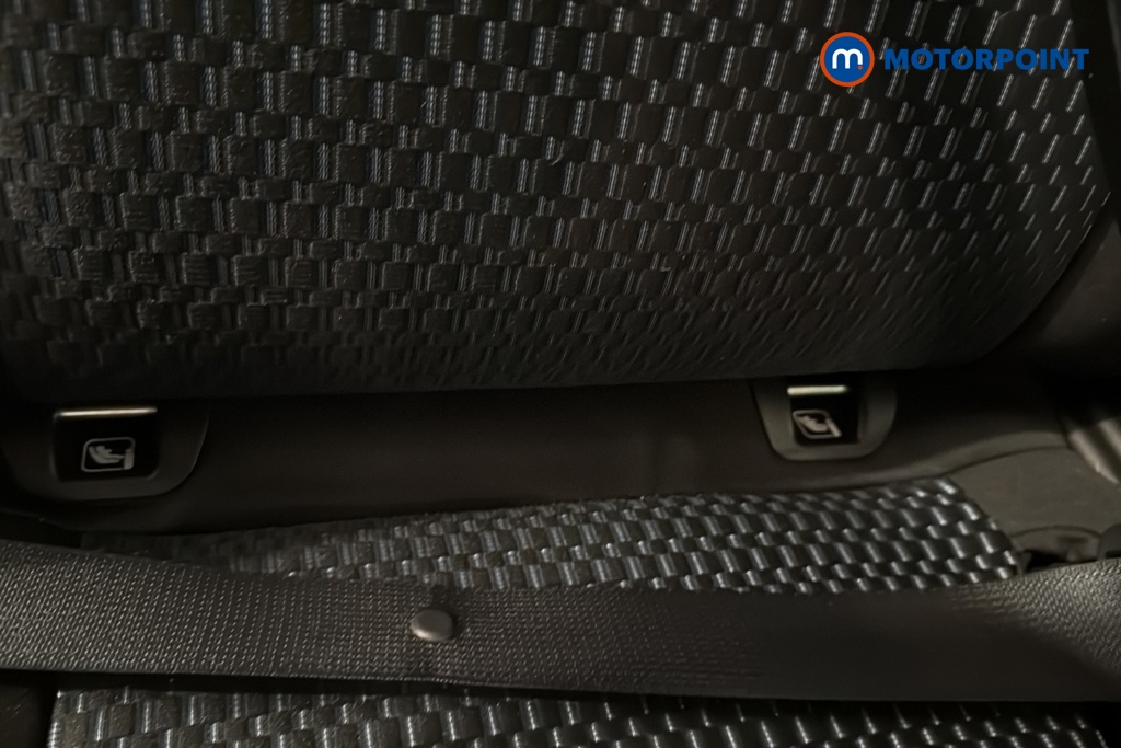 Suzuki Ignis Sz-T Manual Petrol SUV - Stock Number (1653123) - 27th supplementary image