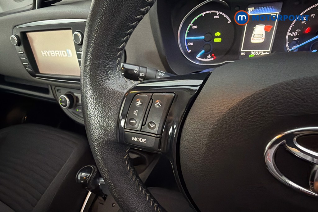 Toyota Yaris Icon Automatic Petrol-Electric Hybrid Hatchback - Stock Number (1653178) - 3rd supplementary image