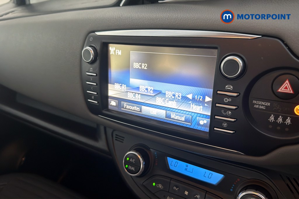 Toyota Yaris Icon Automatic Petrol-Electric Hybrid Hatchback - Stock Number (1653178) - 9th supplementary image