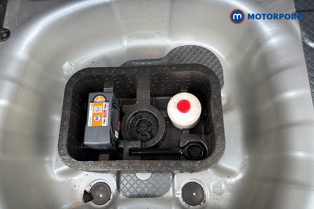 Hyundai I20 Advance Manual Petrol Hatchback - Stock Number (1653574) - 33rd supplementary image