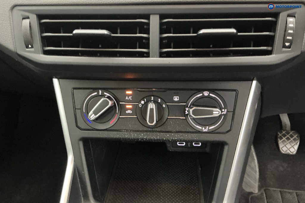 Volkswagen Polo Life Manual Petrol Hatchback - Stock Number (1654463) - 17th supplementary image