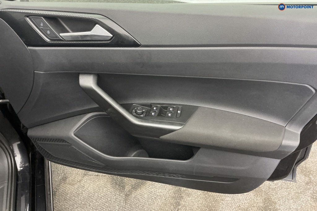 Volkswagen Polo Life Manual Petrol Hatchback - Stock Number (1654463) - 24th supplementary image