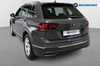 Volkswagen Tiguan Life Manual Petrol SUV - Stock Number (1654480) - Passenger side rear corner