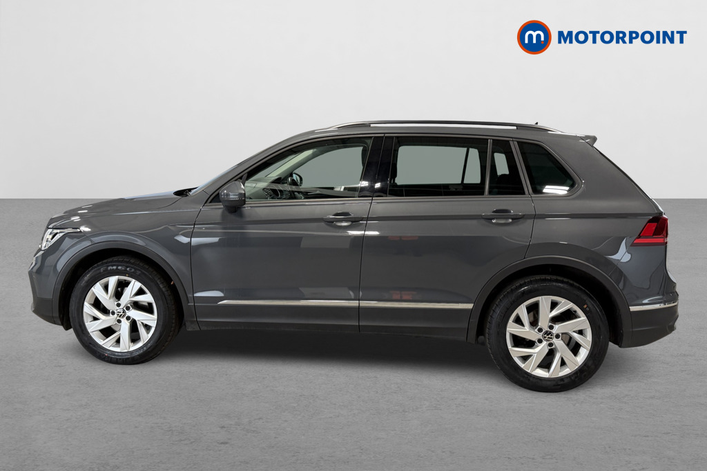 Volkswagen Tiguan Life Manual Petrol SUV - Stock Number (1654480) - Passenger side
