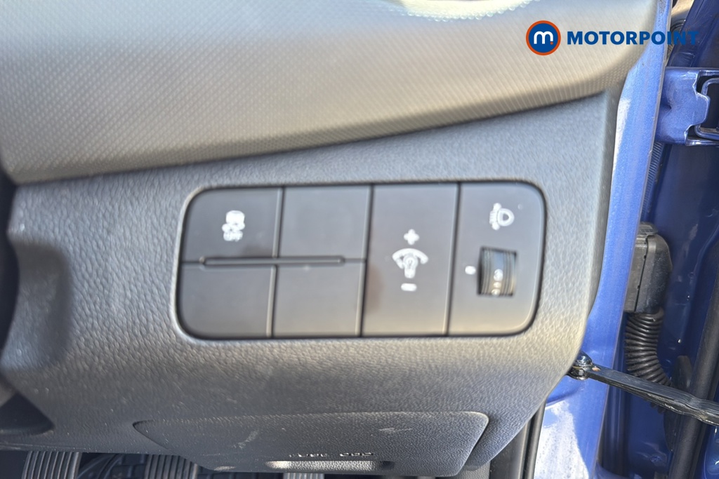 Hyundai I10 Play Manual Petrol Hatchback - Stock Number (1654983) - 11th supplementary image