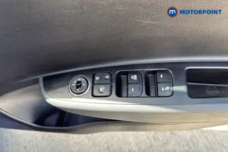 Hyundai I10 Play Manual Petrol Hatchback - Stock Number (1654983) - 19th supplementary image
