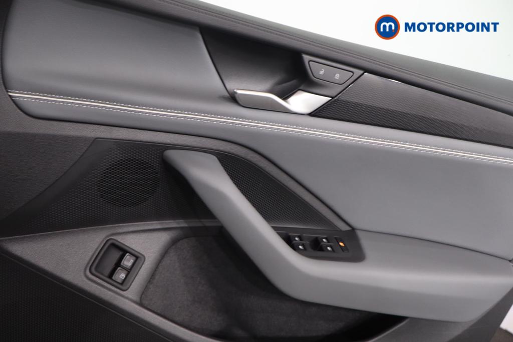 Volkswagen Passat Life Automatic Petrol Plug-In Hybrid Estate - Stock Number (1655210) - 10th supplementary image