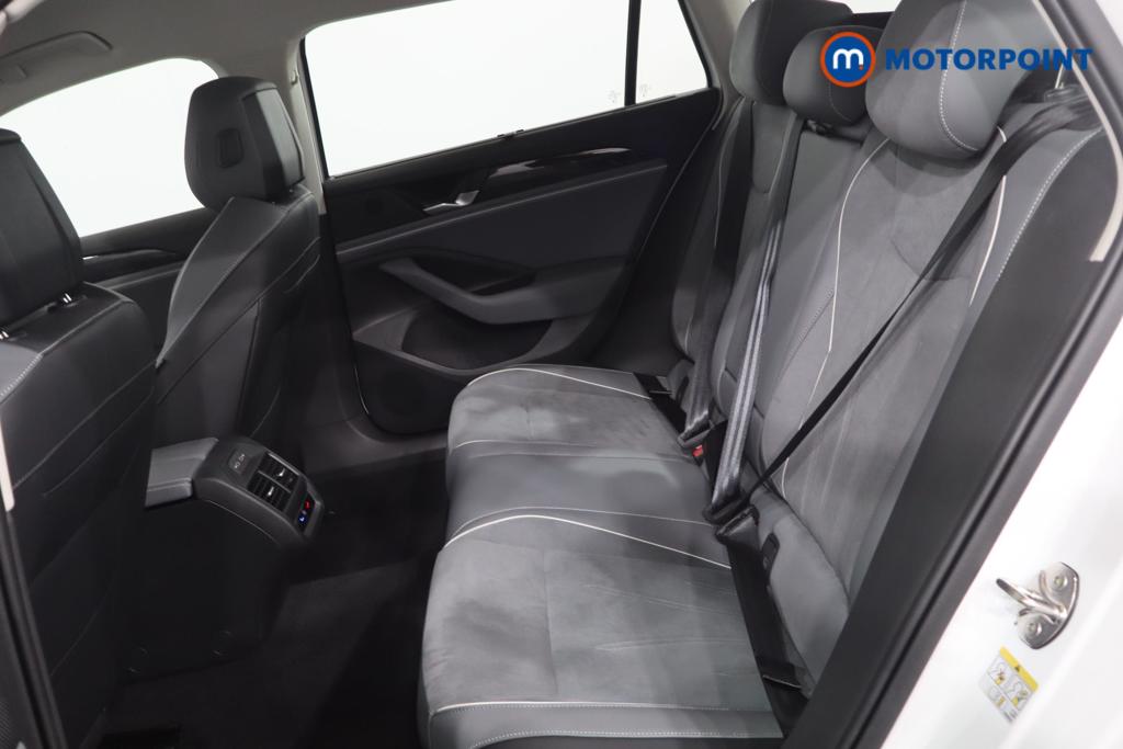 Volkswagen Passat Life Automatic Petrol Plug-In Hybrid Estate - Stock Number (1655210) - 12th supplementary image