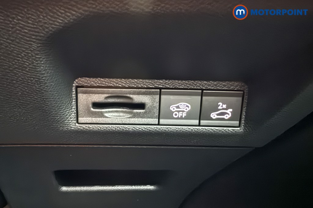 Peugeot 3008 GT Automatic Petrol SUV - Stock Number (1655236) - 5th supplementary image