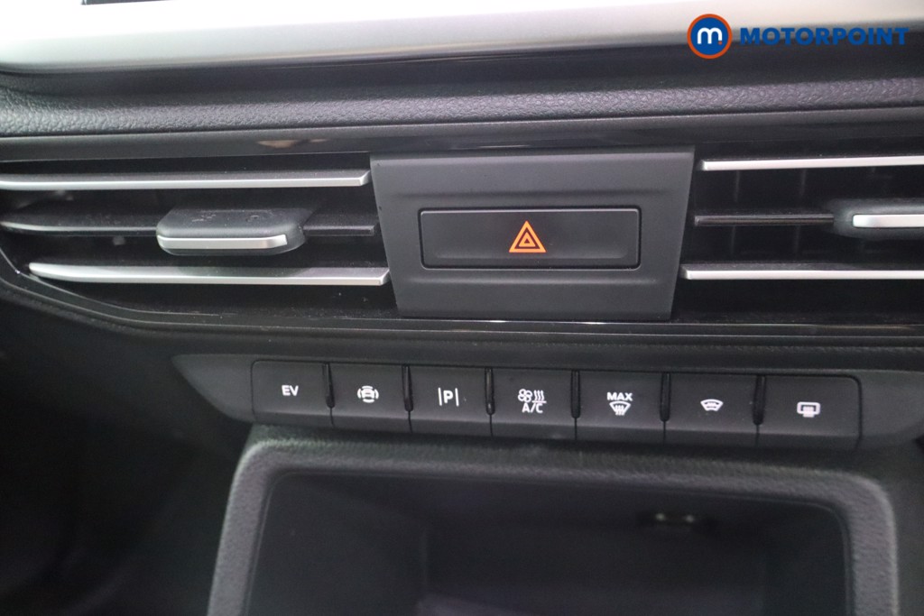 Ford Transit Connect Limited Automatic Petrol Plug-In Hybrid Panel Van - Stock Number (1655488) - 20th supplementary image