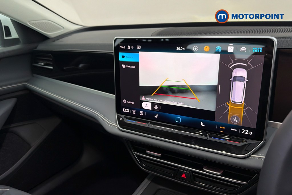 Volkswagen Passat Life Automatic Petrol Plug-In Hybrid Estate - Stock Number (1655494) - 13th supplementary image