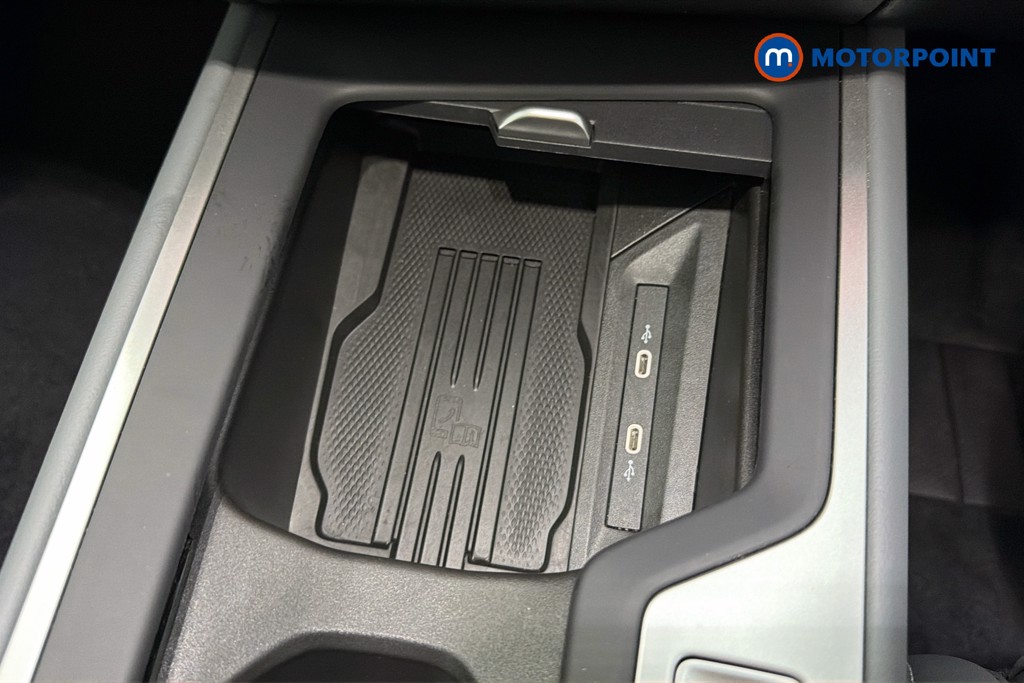 Volkswagen Passat Life Automatic Petrol Plug-In Hybrid Estate - Stock Number (1655494) - 17th supplementary image
