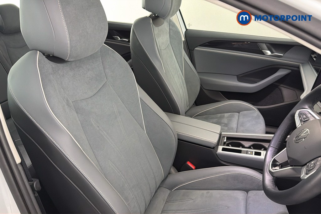 Volkswagen Passat Life Automatic Petrol Plug-In Hybrid Estate - Stock Number (1655494) - 22nd supplementary image