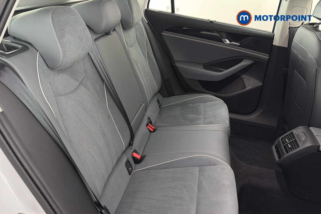 Volkswagen Passat Life Automatic Petrol Plug-In Hybrid Estate - Stock Number (1655494) - 28th supplementary image