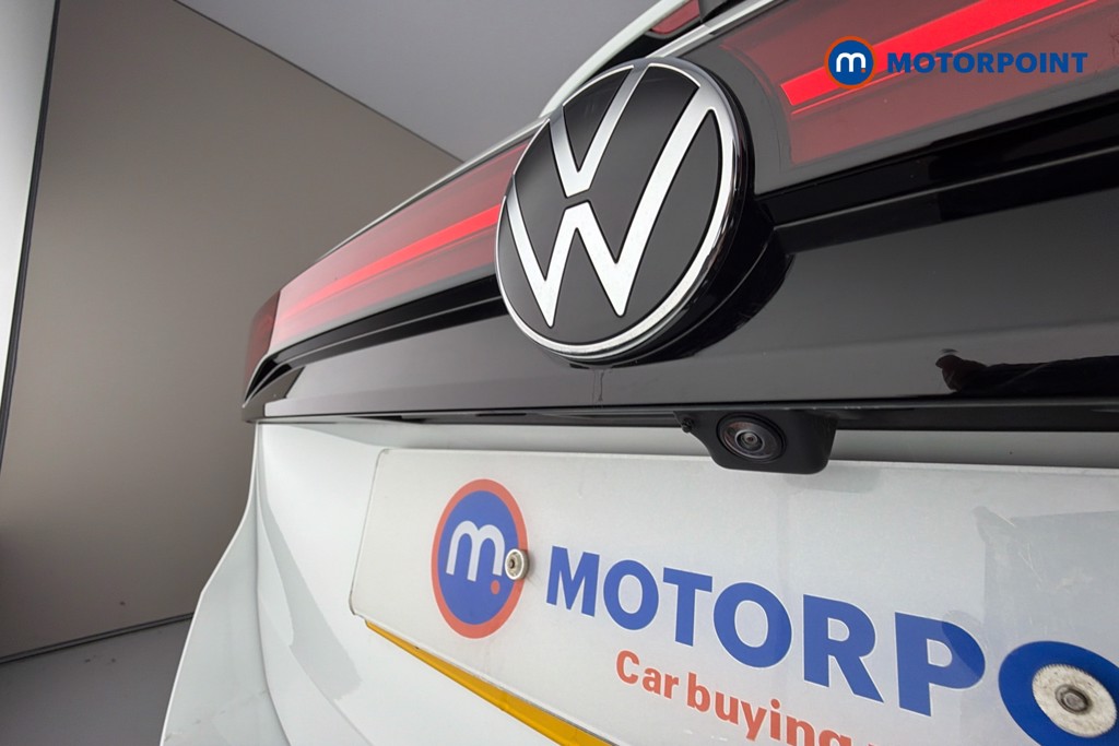 Volkswagen Passat Life Automatic Petrol Plug-In Hybrid Estate - Stock Number (1655494) - 36th supplementary image
