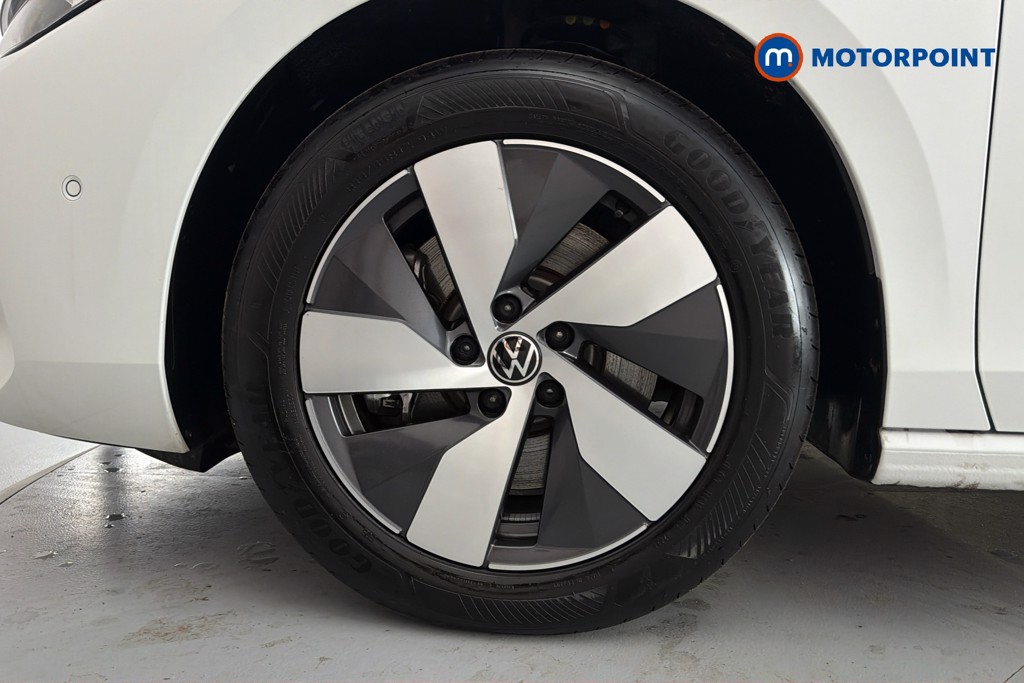 Volkswagen Passat Life Automatic Petrol Plug-In Hybrid Estate - Stock Number (1655494) - 47th supplementary image
