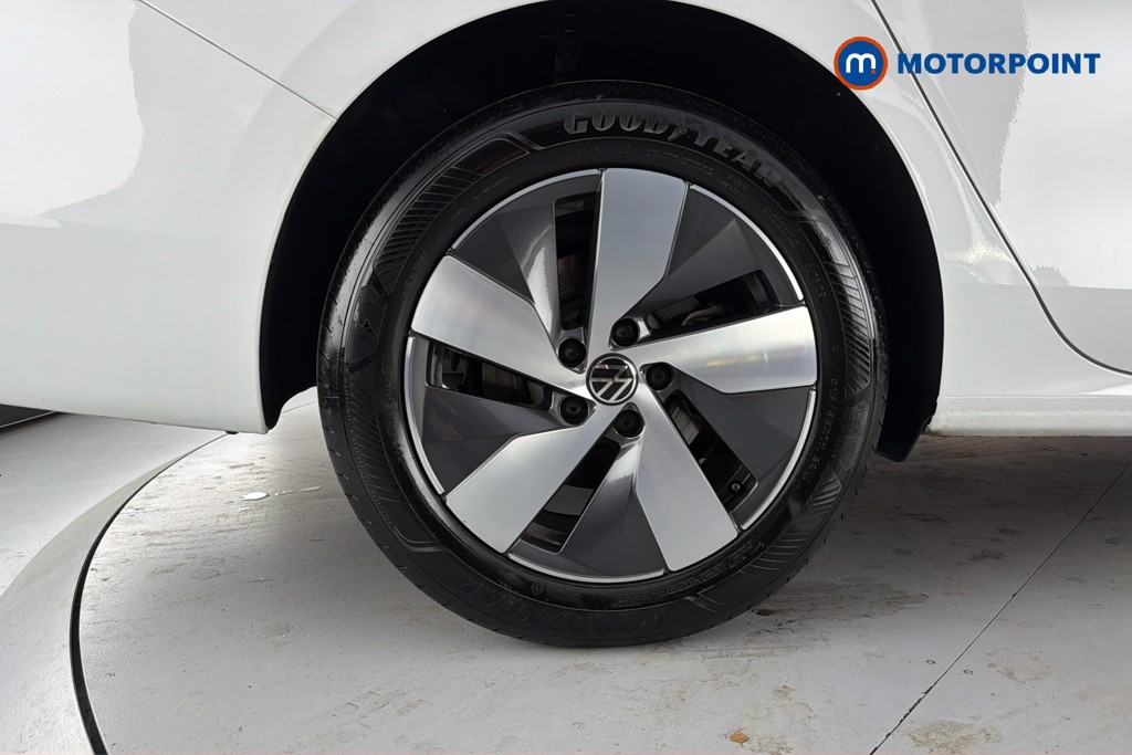Volkswagen Passat Life Automatic Petrol Plug-In Hybrid Estate - Stock Number (1655494) - 49th supplementary image