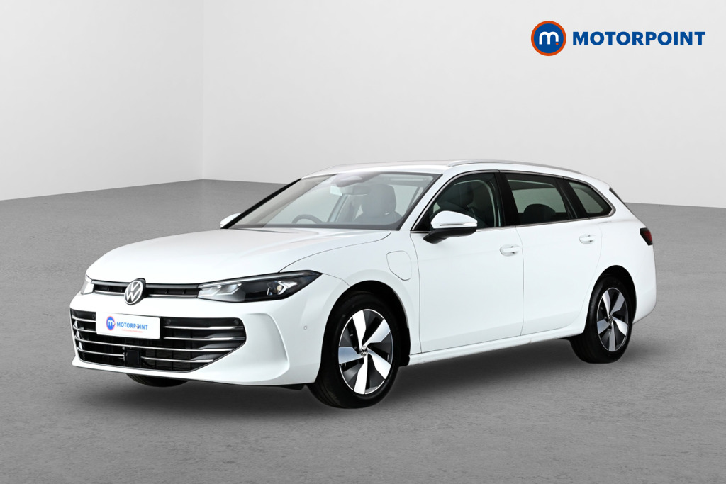 Volkswagen Passat Life Automatic Petrol Plug-In Hybrid Estate - Stock Number (1655494) - Passenger side front corner