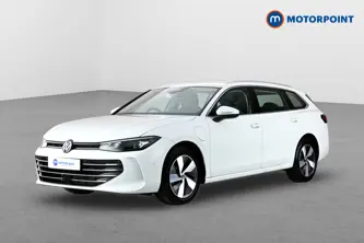 Volkswagen Passat Life Automatic Petrol Plug-In Hybrid Estate - Stock Number (1655494) - Passenger side front corner