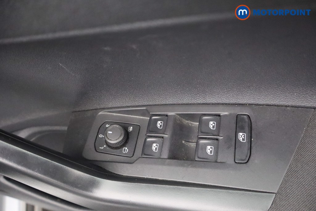 Volkswagen Taigo Life Manual Petrol SUV - Stock Number (1655500) - 9th supplementary image