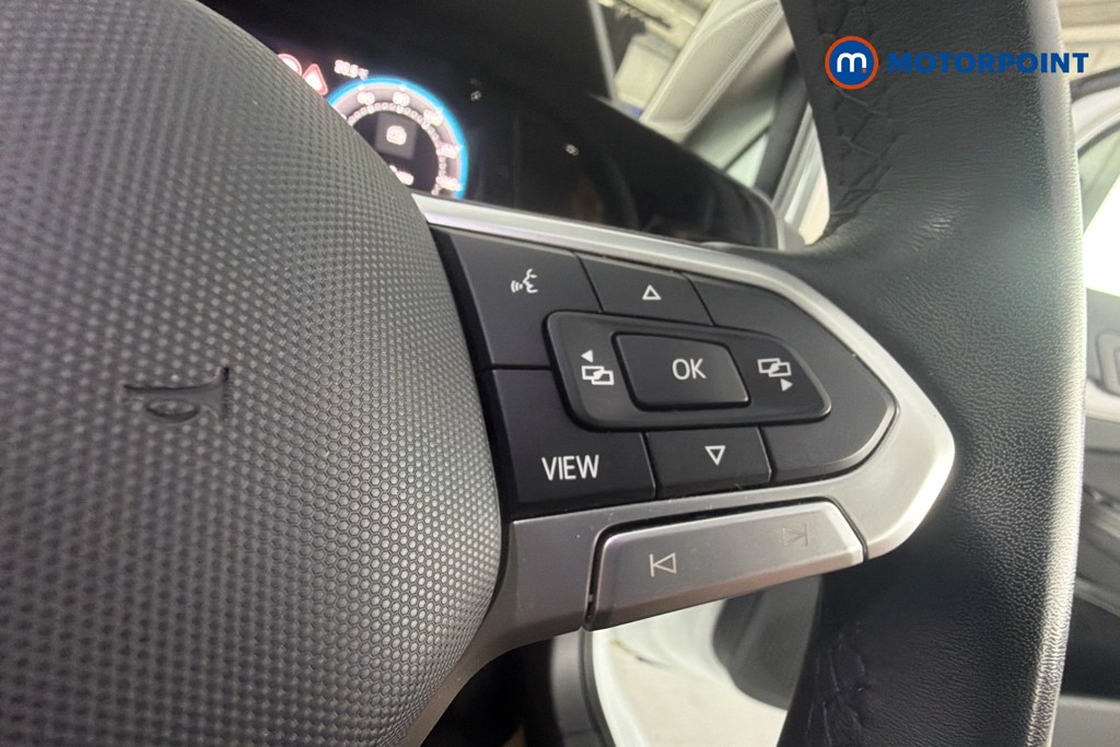 Volkswagen Golf Life Manual Petrol Hatchback - Stock Number (1656111) - 4th supplementary image