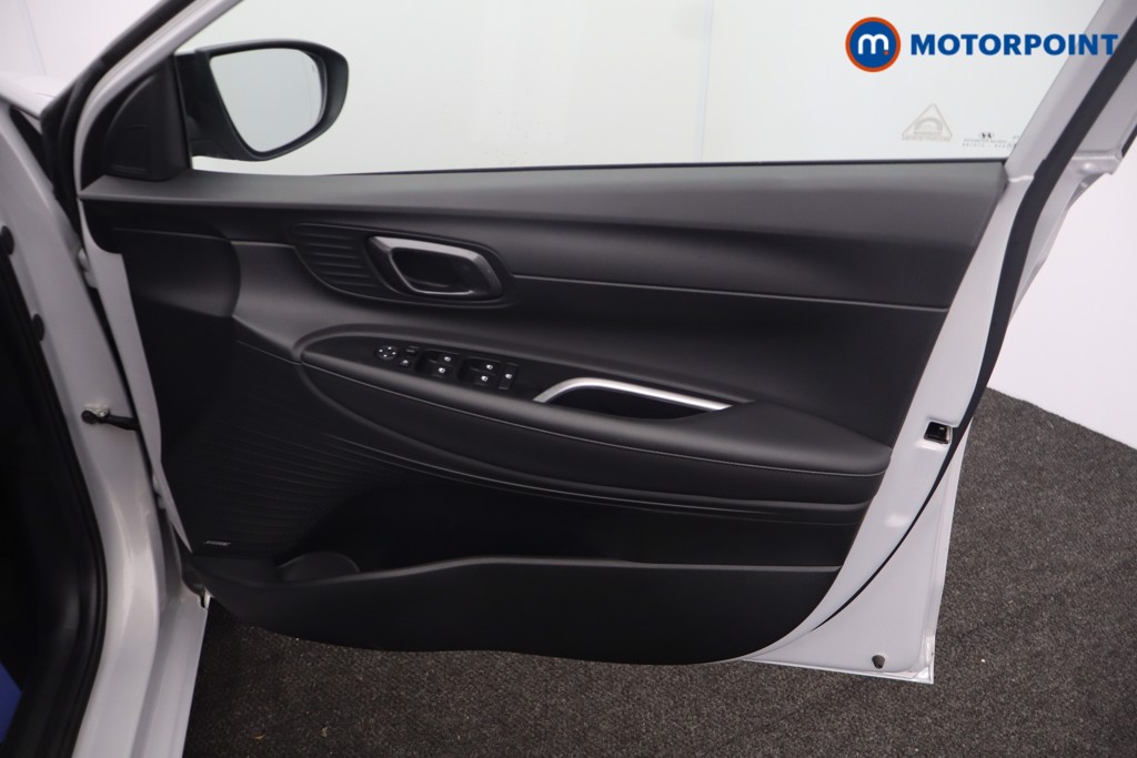 Hyundai I20 Ultimate Automatic Petrol Hatchback - Stock Number (1656403) - 17th supplementary image