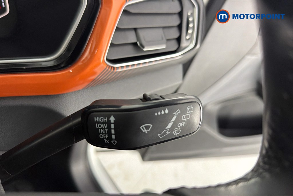 Volkswagen T-Cross SEL Manual Petrol SUV - Stock Number (1656510) - 7th supplementary image