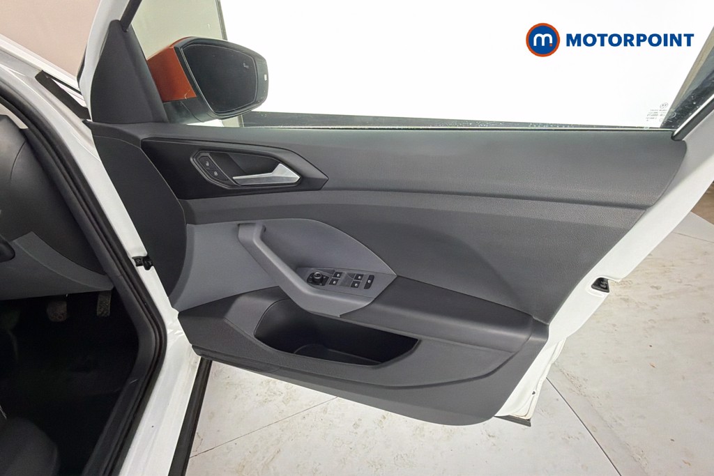 Volkswagen T-Cross SEL Manual Petrol SUV - Stock Number (1656510) - 19th supplementary image
