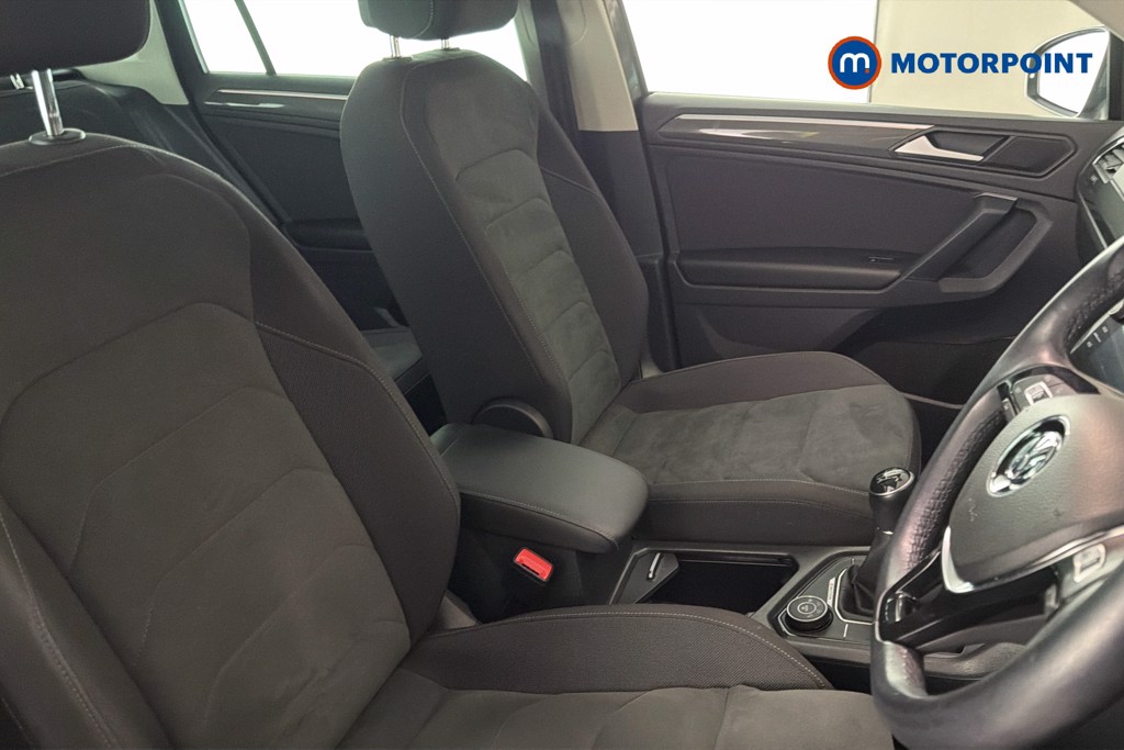 Volkswagen Tiguan SEL Manual Diesel SUV - Stock Number (1656517) - 22nd supplementary image