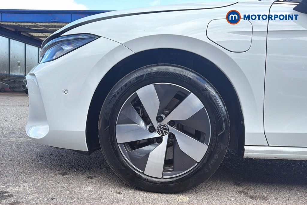Volkswagen Passat Life Automatic Petrol Plug-In Hybrid Estate - Stock Number (1656629) - 47th supplementary image