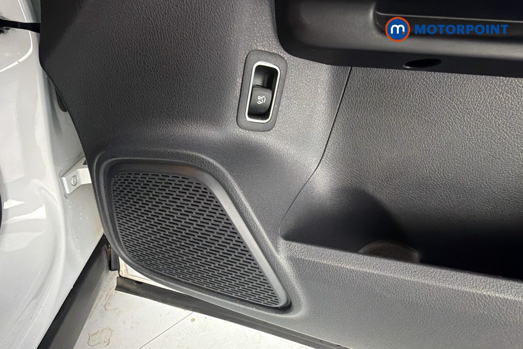 Mercedes-Benz GLA Amg Line Automatic Diesel SUV - Stock Number (1656865) - 21st supplementary image