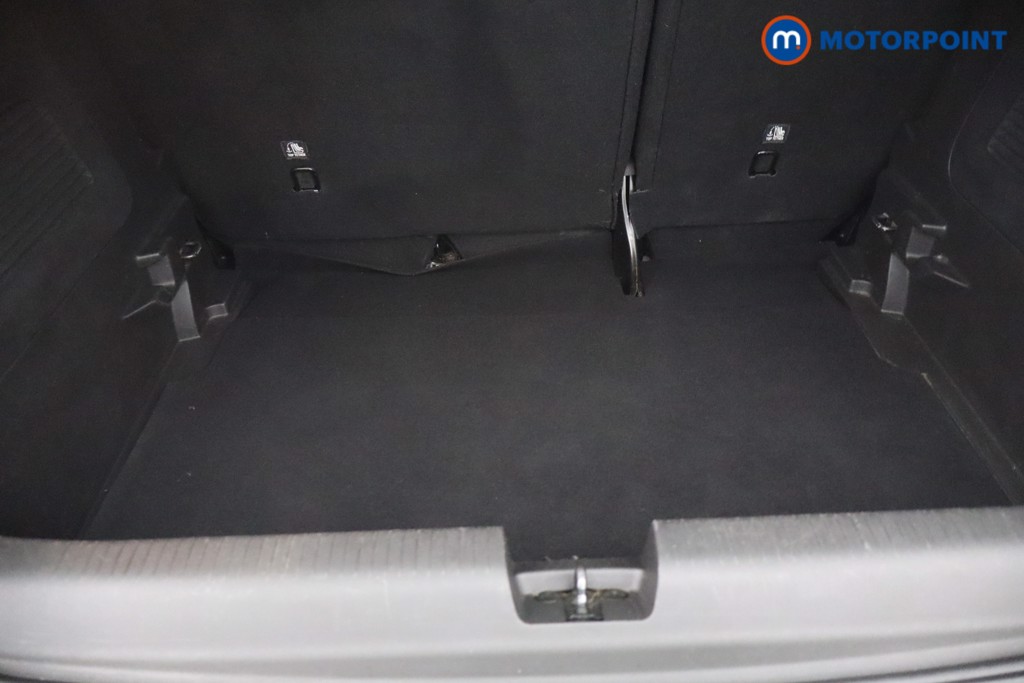 Vauxhall Crossland Se Nav Premium Manual Diesel SUV - Stock Number (1656915) - 5th supplementary image