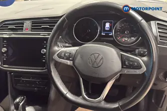 Volkswagen Tiguan Life Automatic Diesel SUV - Stock Number (1657044) - 2nd supplementary image