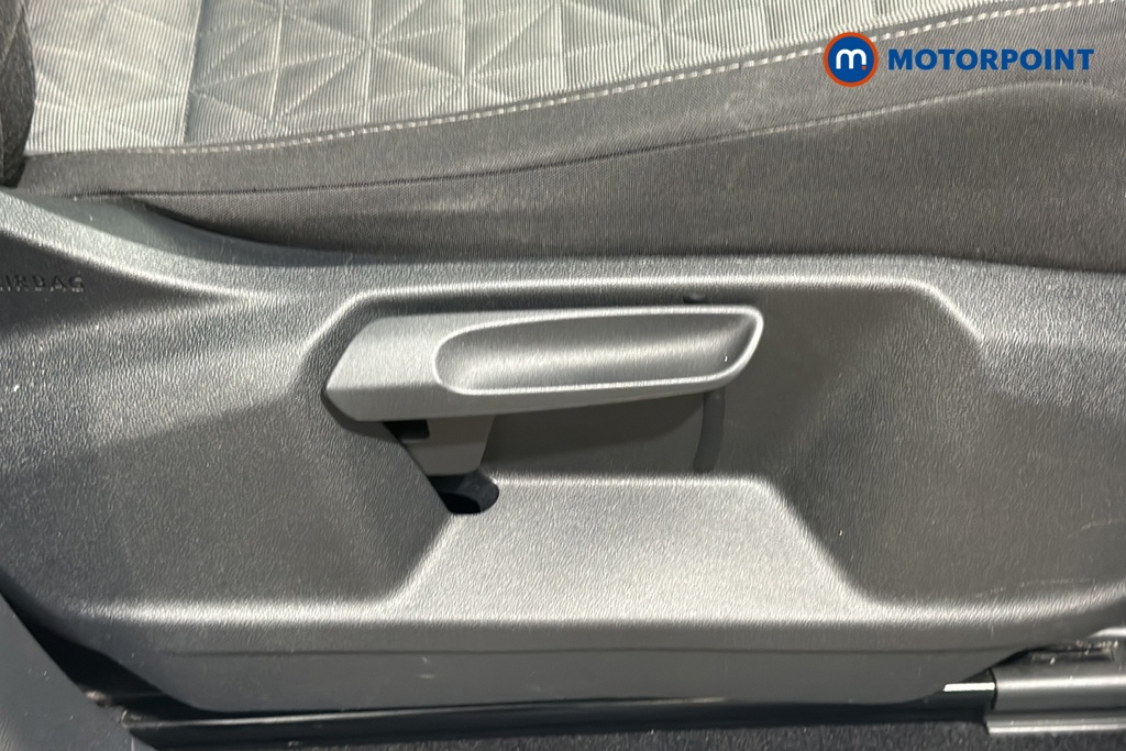 Volkswagen Tiguan Life Automatic Diesel SUV - Stock Number (1657044) - 998th supplementary image