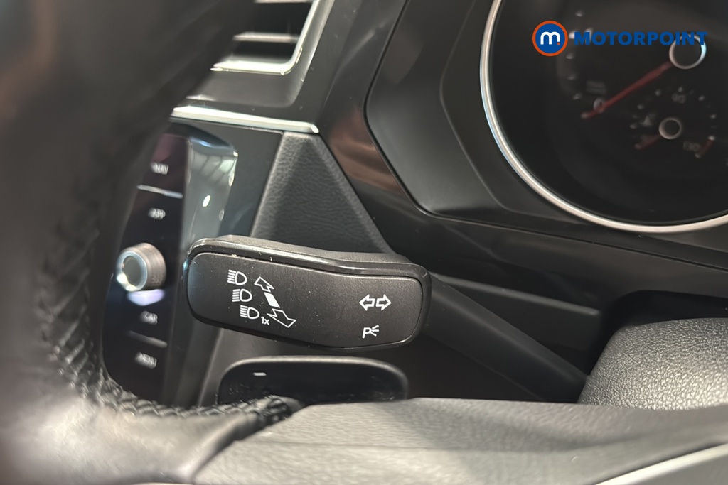 Volkswagen Tiguan Life Automatic Diesel SUV - Stock Number (1657044) - 5th supplementary image