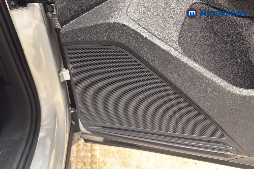 Volkswagen Tiguan Life Automatic Diesel SUV - Stock Number (1657044) - 21st supplementary image