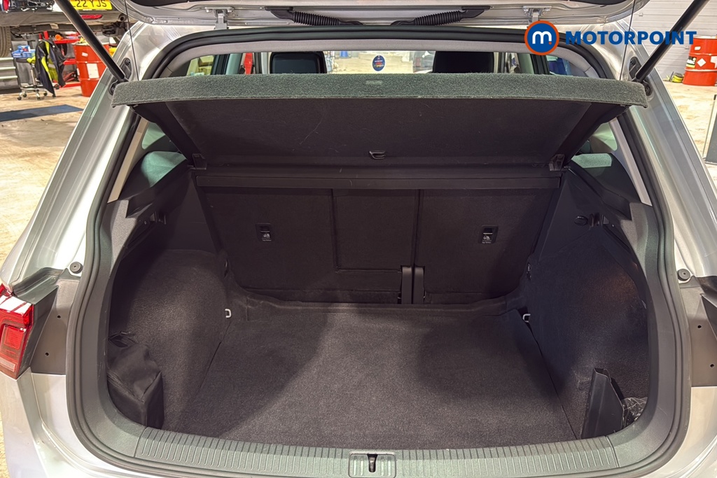 Volkswagen Tiguan Life Automatic Diesel SUV - Stock Number (1657044) - 30th supplementary image
