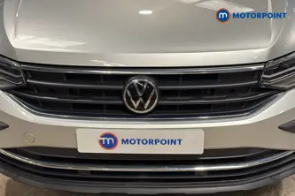 Volkswagen Tiguan Life Automatic Diesel SUV - Stock Number (1657044) - 43rd supplementary image